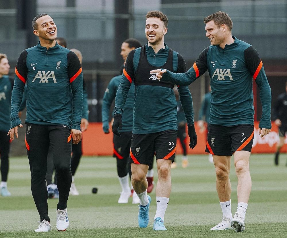 米兰体育官方网站包含冲刺阶段比利亚雷亚尔备战意甲；绝杀压哨细节曝光；话题不断；训练强度明显提升的词条