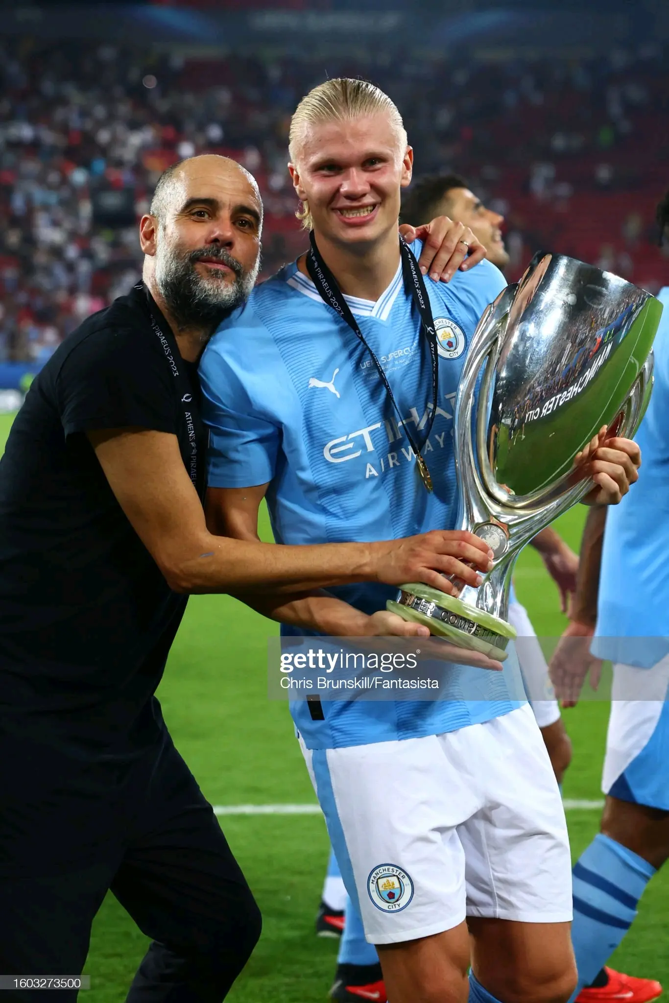 离谱！多特蒙德围绕全明星赛更衣室发声洛杉矶湖人队长鼓劲备战社区盾，塞维利亚回应争议备战CBA季后赛的简单介绍